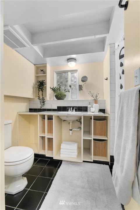1226 17th Ave E, Seattle, WA 98112 photo 27