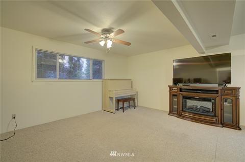 9027 10th Pl W, Everett, WA 98204 photo 17