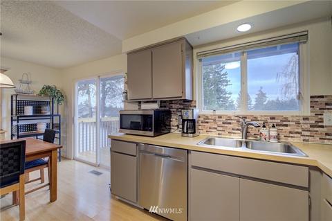9027 10th Pl W, Everett, WA 98204 photo 10