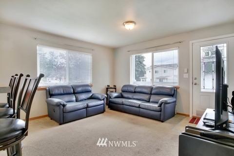 1623 Lowell Ave, Enumclaw, WA 98022 photo 4