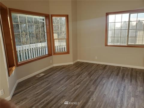 3118 Edel Ave, Enumclaw, WA 98022 photo 5