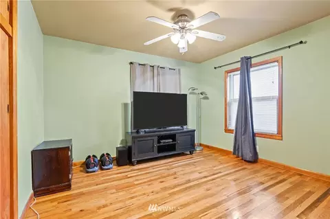 901 E 53rd St, Tacoma, WA 98404 photo 16