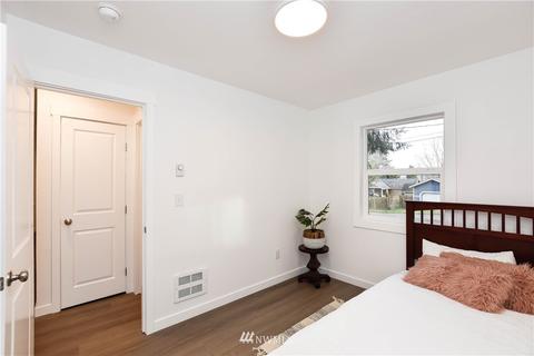 1713 Pine St, Everett, WA 98201 photo 13