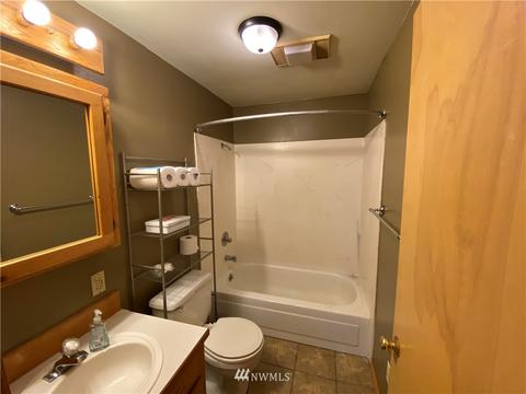 1112 Wall St, Everett, WA 98201 photo 5