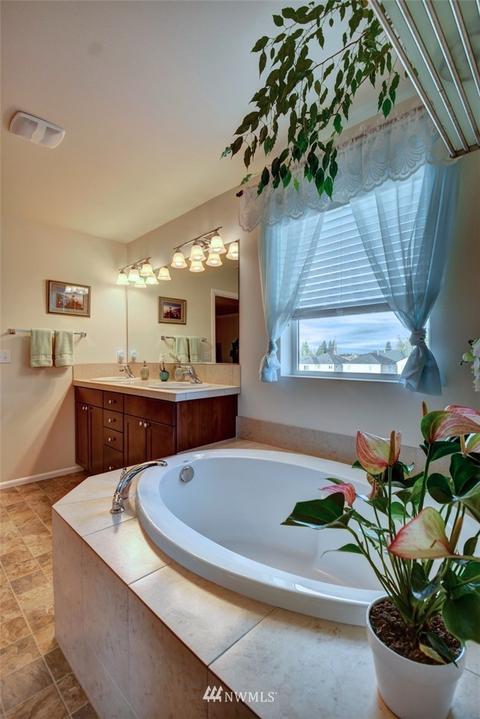 2405 195th St E, Spanaway, WA 98387 photo 17