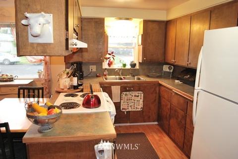 128 Winnebago St, Walla Walla, WA 99362 photo 3