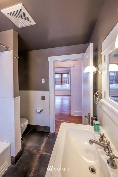 320 E Chestnut St, Walla Walla, WA 99362 photo 4