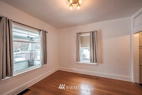 320 E Chestnut St, Walla Walla, WA 99362 photo 6