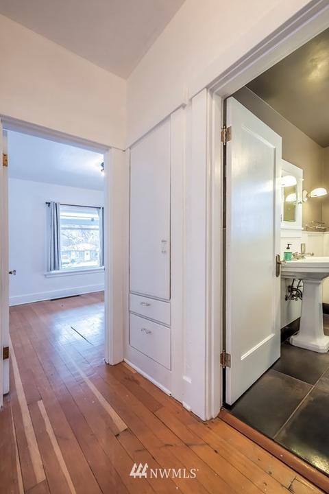320 E Chestnut St, Walla Walla, WA 99362 photo 5