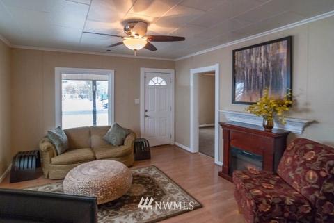 736 Juniper St, Walla Walla, WA 99362 photo 2