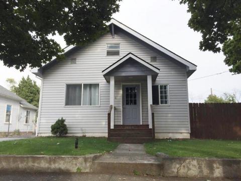 720 N 9th Ave, Walla Walla, WA 99362 photo 1