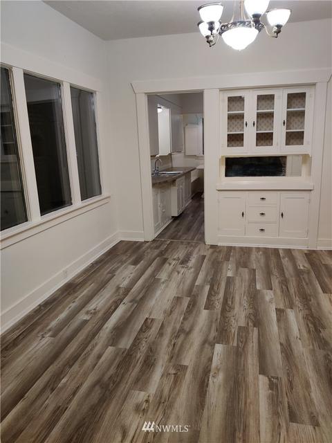 2803 19th St, Everett, WA 98201 photo 2