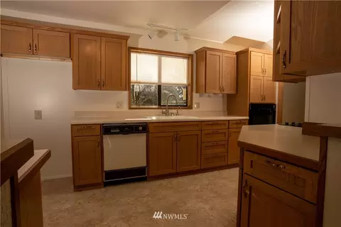 23712 7th Pl W, Bothell, WA 98021 photo 2
