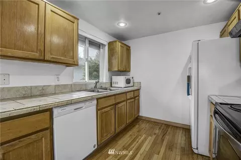 3112 12th St, Everett, WA 98201 photo 5