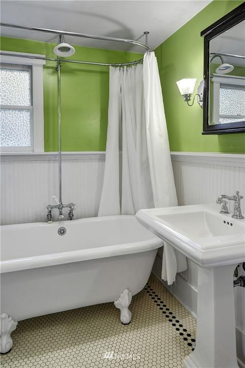 18804 101st Ave NE, Bothell, WA 98011 photo 16