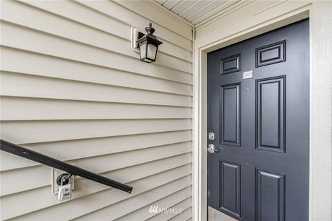 12404 E Gibson Rd #H203, Everett, WA 98204 photo 5