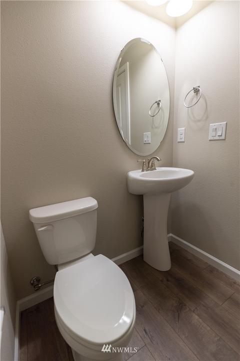 1080 Bondgard Ave E, Enumclaw, WA 98022 photo 12