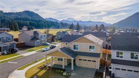 1080 Bondgard Ave E, Enumclaw, WA 98022 photo 1