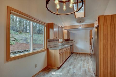 6813 36th Ave SE, Lacey, WA 98503 photo 4