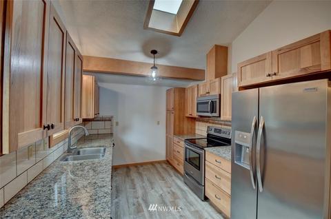 6813 36th Ave SE, Lacey, WA 98503 photo 5