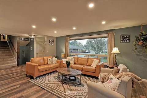 2129 108th St SE, Everett, WA 98208 photo 3