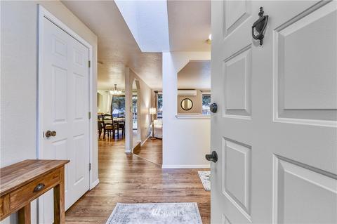 22828 13th Pl W, Bothell, WA 98021 photo 2