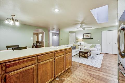 22828 13th Pl W, Bothell, WA 98021 photo 8