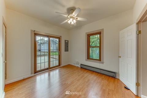 2017 Mcdougall Ave, Everett, WA 98201 photo 20