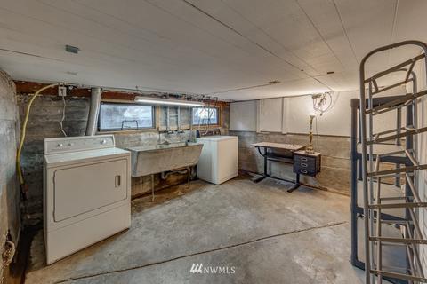 2017 Mcdougall Ave, Everett, WA 98201 photo 29