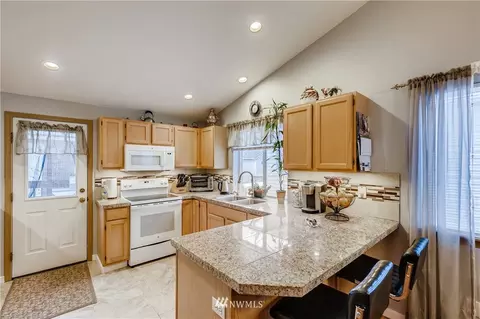 1213 203rd Rd E, Spanaway, WA 98387 photo 8