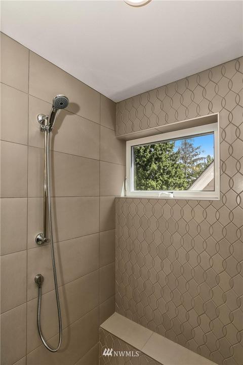 2504 Everett Ave E, Seattle, WA 98112 photo 20