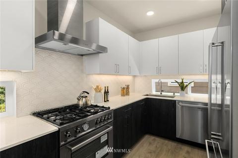 2504 Everett Ave E, Seattle, WA 98112 photo 13