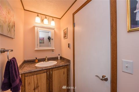 125 Madrona Ter, Sequim, WA 98382 photo 13