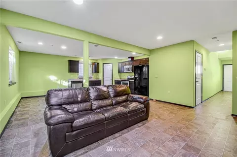12521 24th Pl W, Everett, WA 98204 photo 3