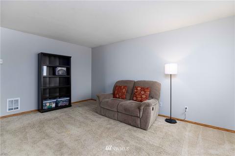 609 Washington Ave SE, Orting, WA 98360 photo 4