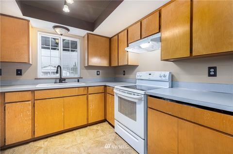 609 Washington Ave SE, Orting, WA 98360 photo 8