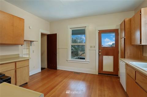 1913 Rockefeller Ave, Everett, WA 98201 photo 12