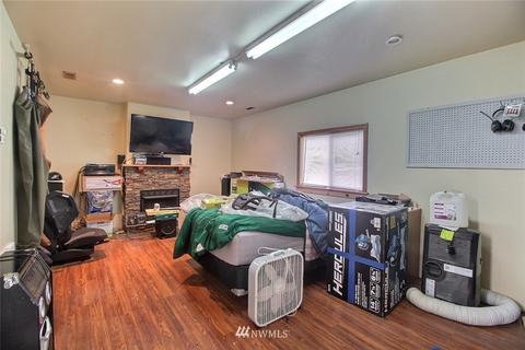35813 2nd Ave E, Roy, WA 98580 photo 4