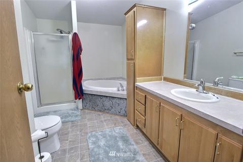 35813 2nd Ave E, Roy, WA 98580 photo 17