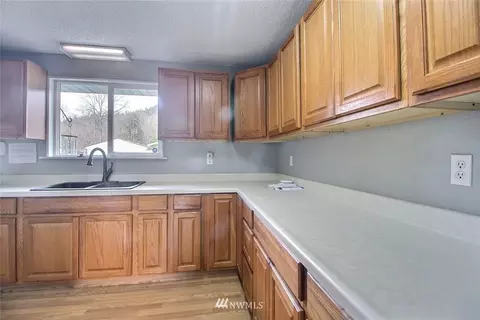 18710 Pioneer Way E, Orting, WA 98360 photo 9
