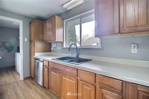 18710 Pioneer Way E, Orting, WA 98360 photo 8
