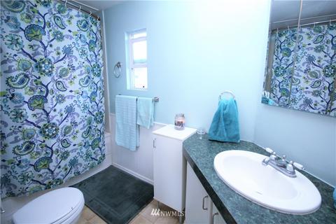 15714 52nd St E, Sumner, WA 98390 photo 13