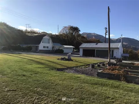 2627 Malagaalcoa Hwy, Malaga, WA 98828
