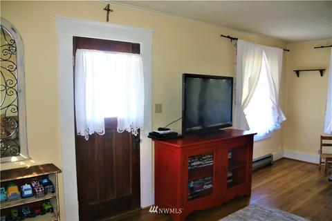 411 E St, Cosmopolis, WA 98537 photo 6