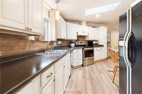 21809 34th Ave E, Spanaway, WA 98387 photo 9