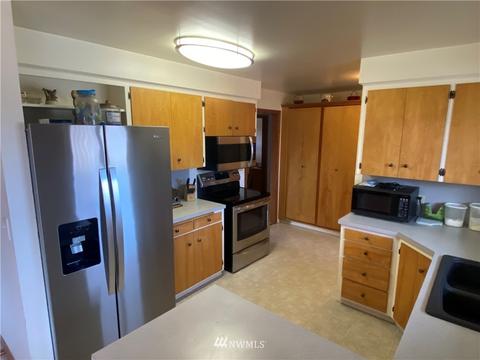 1317 Mcdougall Ave, Everett, WA 98201 photo 3