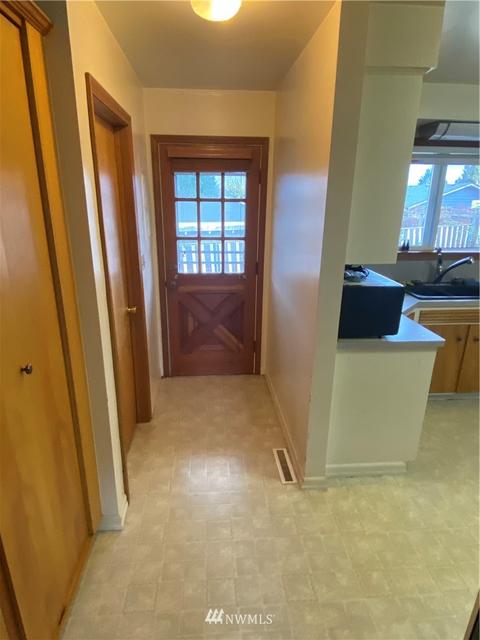 1317 Mcdougall Ave, Everett, WA 98201 photo 6