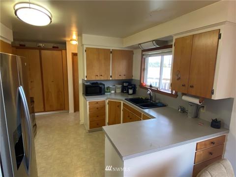 1317 Mcdougall Ave, Everett, WA 98201 photo 2