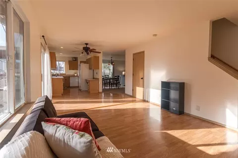 4002 230th Street Ct E, Spanaway, WA 98387 photo 8