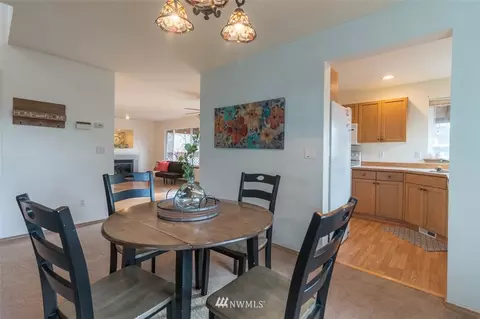 4002 230th Street Ct E, Spanaway, WA 98387 photo 6